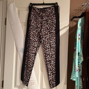 Leopard Women leggings size S